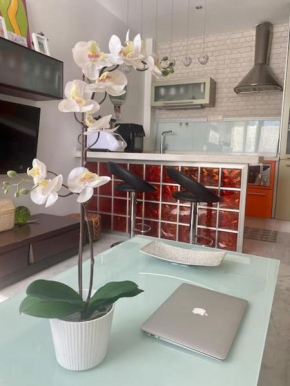 FIBES con parking gratis Apartamento Sevilla Este
